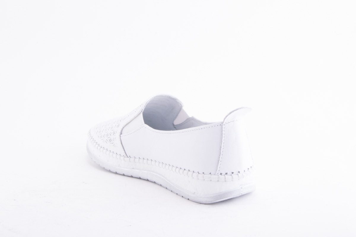 '-amely.ro-Claudio Casini-Pantofi Dama Piele Naturala De Vitel Claudio Casini Cart 109 /Alb